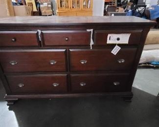 Dresser with optional mounted mirror