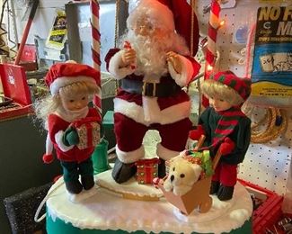 animated Mr. and Mrs. Claus