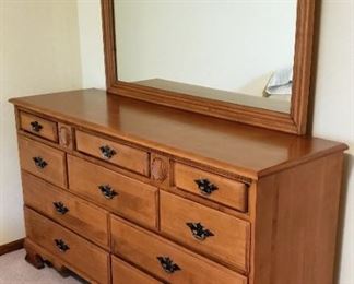 10 Drawer Dresser with Mirror