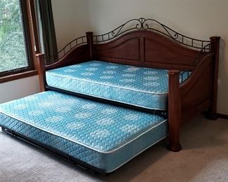 Day bed - hardly used.