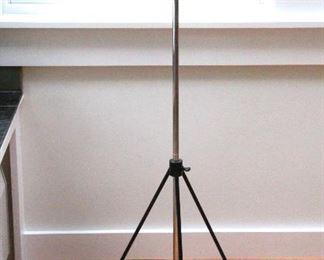 Spotlight floor lamp