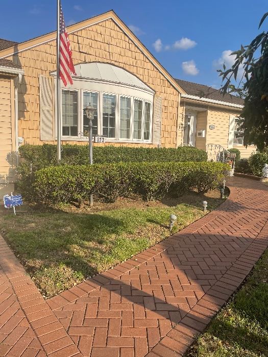 “A Red Tag Sale” GARDEN CITY ESTATE SALEHickory... starts on 10/22/2022