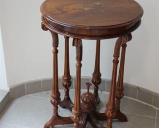 Plant stand with brass inlay