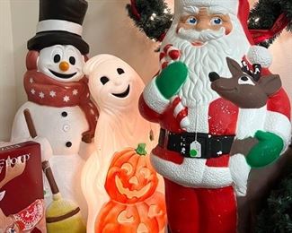 * Kenmore Refrigerator&nbsp;
* Reese Automobile Hitch Receiver Mounted 4 count Bicycle Carrier/Transporter
* Christmas Wreaths and Staircase Garland..
* Studio Nova Christmas Cookie Jar&nbsp;
* Department 56 Krinkles Kottages Cookie Jar
* Mr. Christmas County Fair Carousel
* Signed Diana Lemmon ‘Hiram’ Santa Klaus circa ‘92
* Fitz and Floyd Reindeers
* Christopher Radko Snow Globes
* Vintage Halloween and Christmas Plastic Yard Blow-Molds
* Travertine Topped Outdoor Coffee Table
* Rustic Stone Tile Top Endtable
* Faux Grass Astroturf/Synthetic Grass Area Rug
* Bookcases- White or Maple colored
* IKEA Malm Dresser in white