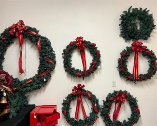 * Kenmore Refrigerator&nbsp;
* Reese Automobile Hitch Receiver Mounted 4 count Bicycle Carrier/Transporter
* Christmas Wreaths and Staircase Garland..
* Studio Nova Christmas Cookie Jar&nbsp;
* Department 56 Krinkles Kottages Cookie Jar
* Mr. Christmas County Fair Carousel
* Signed Diana Lemmon ‘Hiram’ Santa Klaus circa ‘92
* Fitz and Floyd Reindeers
* Christopher Radko Snow Globes
* Vintage Halloween and Christmas Plastic Yard Blow-Molds
* Travertine Topped Outdoor Coffee Table
* Rustic Stone Tile Top Endtable
* Faux Grass Astroturf/Synthetic Grass Area Rug
* Bookcases- White or Maple colored
* IKEA Malm Dresser in white