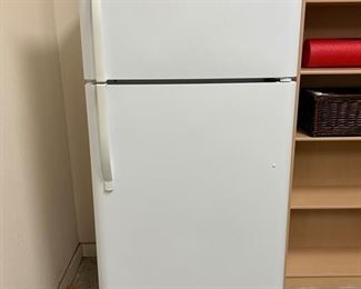 * Kenmore Refrigerator&nbsp;