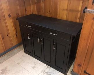storage cabinet 