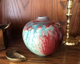 Beautiful piece of art pottery signed by Will Kidd
