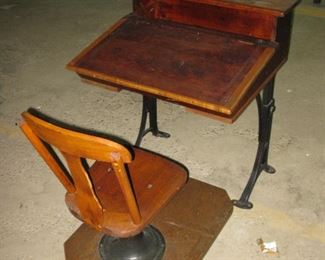 Kids Old School Chair