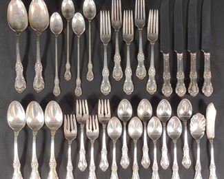 (32) International Wild Rose Sterling Silver Set