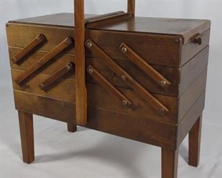 Strommen Bruk Hamar Norway Expandable Sewing Box