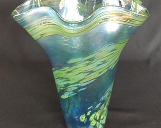 Mount St Helens Ruffle Blown Art Glass Vase