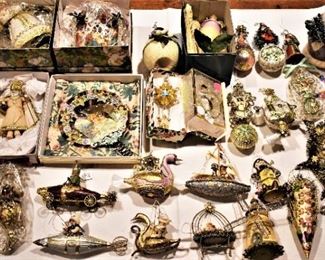 Some of the 100s of Blumchen ornaments