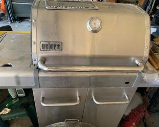 like  new  Weber  stainless  grill