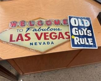 las Vegas sign