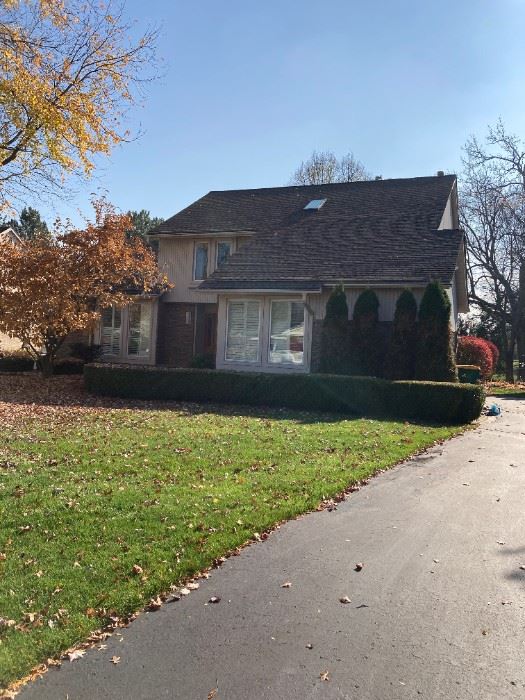 50 OFF Farmington Hills Estate Sale starts on 11/4/2022