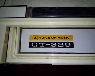 Voice of music, GT-329. Record player