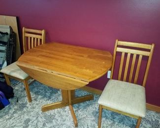 Dinette set, drop leaf with 2 chairs
