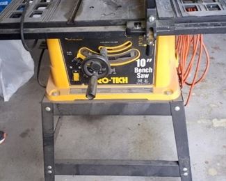 Pro tech portable 10" bench saw