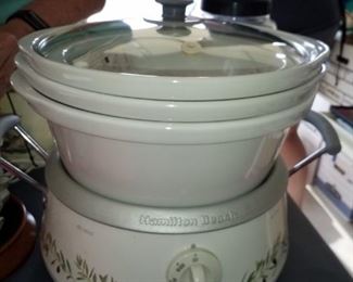 3 tier Hamilton Beach crock pot
