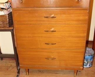 Stylemaker & MCM Chest and Hats