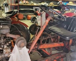 Economy Tractor with Books with Wisconsin AENL Engine