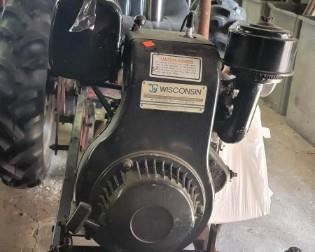 Economy Tractor with Wisconsin AENL Engine