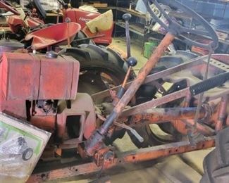 Economy Vintage Tractor with Bookslets