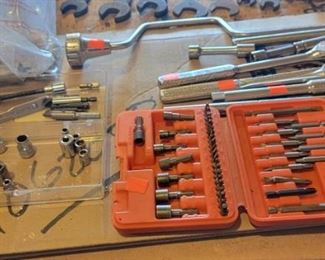 Socket, Bits Rackets