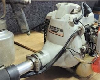 SRM 2100 Necho Trimmer