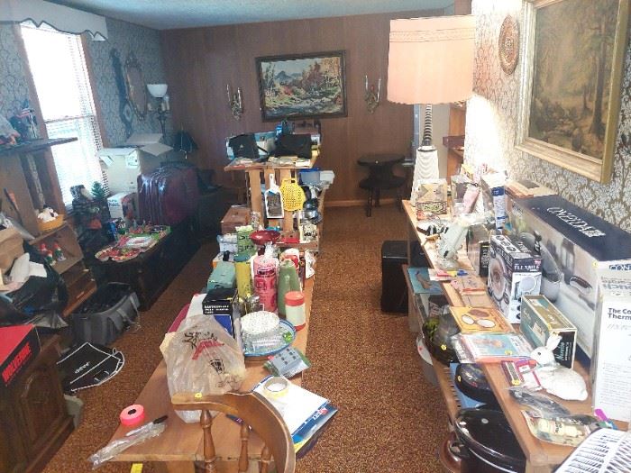 Farm House & Barn Estate Sale in North Hatfield, MA starts on 9/23/2022