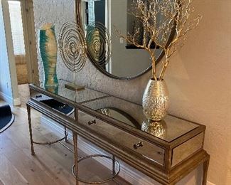 Entry Console by Hooker, Reflection Console Accents.