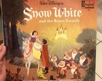 $10 - SOUND QUALITY HAS NOT BEEN TESTED - VINTAGE DISNEY RECORD ALBUM