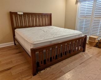 Stickley king size bed