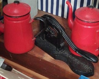 Antique Kitchen Itemsd