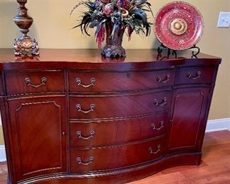 Cherry Wood Queen Anne Style Hallway Hutch