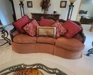 HAVERTYS SOFA WITH SILK PILLOWS