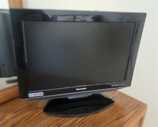 SHARP TV WITH BUILT IN DVD PLAYER