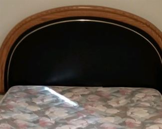 FIULL/QUEEN HEADBOARD