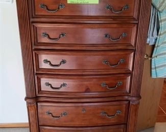 FLEXSTEEL WYNWOOD CHEST PART OF BEDROOM SUITE