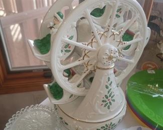 LENOX MUSICAL FARRIS WHEEL