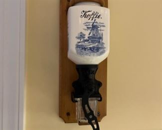 VTG Delft coffee grinder