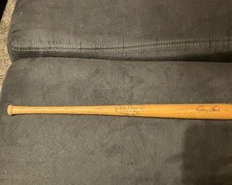 18” Johnny Bench mini bat. 