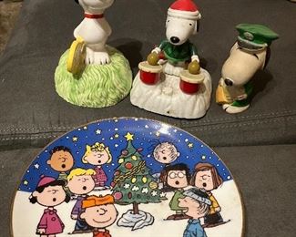 Just a small sampling of the huge Snoopy/Peanuts collectibles. 