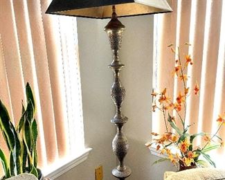 Indian Style Metal Floor Lamp