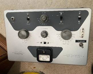 https://www.ebay.com/itm/115541078831	NW5708 Heathkit Transmitter DX-20 Ham Radio - Untested
