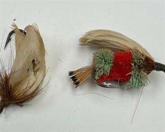 https://www.ebay.com/itm/125532747638	NW5909 ANTIQUE Fly Fishing handmade Lure - Fly (2)
https://www.ebay.com/itm/115541114348	NW5910 Heddon River Runt Spook Sinker Lure Vintage

