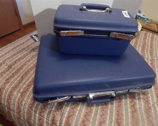 Hard Case Samsonite luggage