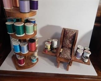 Wood Carousel Thread Holder