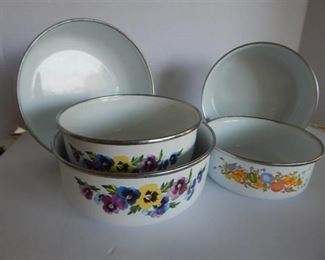  Nesting Aluminum Pans